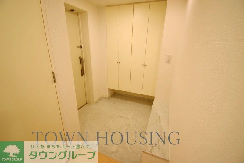 玄関　別部屋写真参照