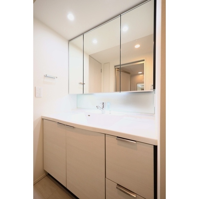 洗面設備　洗面所