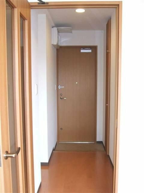 玄関　フラッツ修徳　北区田端2