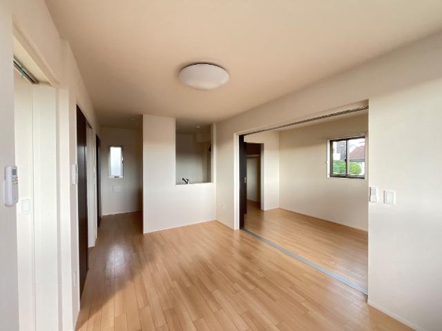 居室・リビング　リビング（イメージ）