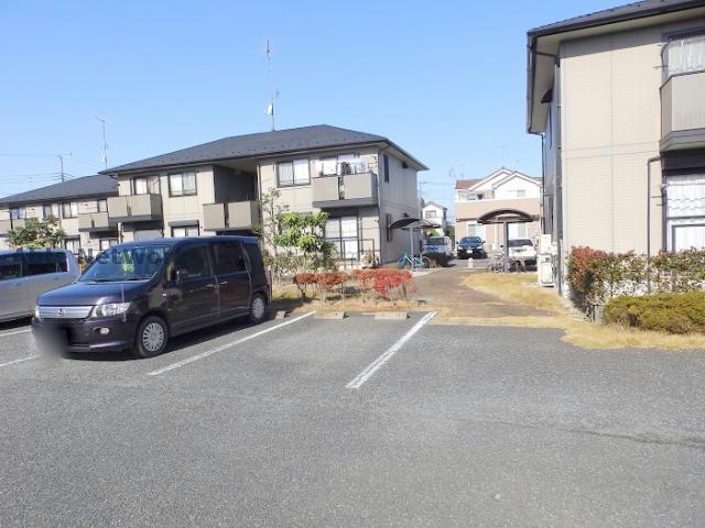 駐車場　駐車場