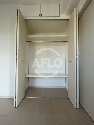 収納　エステムコート新大阪IXグランブライト　クローゼット