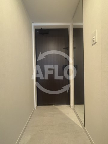 玄関　シーズンフラッツ中崎　玄関