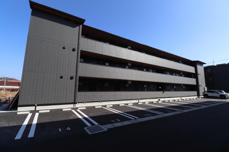 建物外観　グレイスガーデンA　建物外観