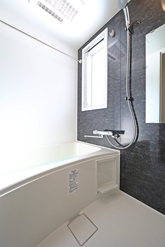 バス・シャワールーム　バスルーム　浴室乾燥