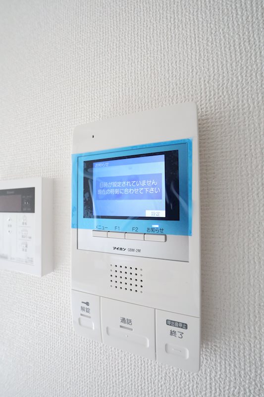 セキュリティ　モニター付きインターホン