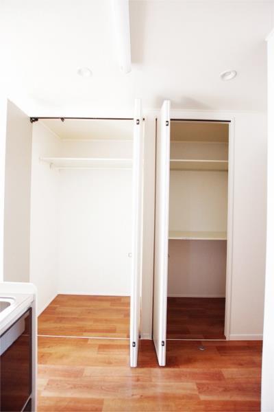 収納　類似室内