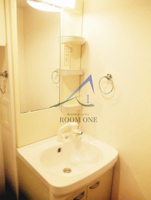 洗面設備　洗面台です。