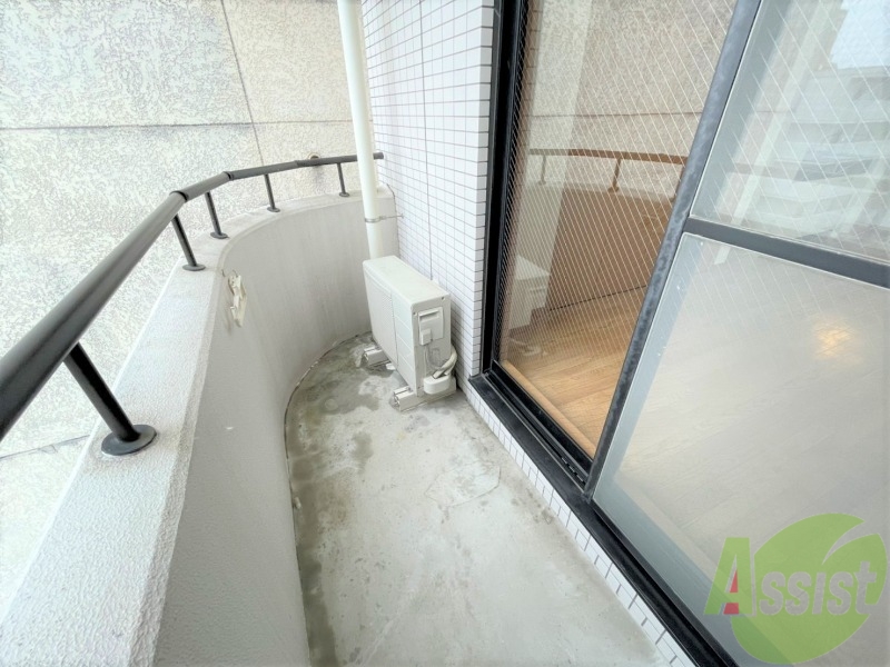 バルコニー　バルコニーの様子です。洗濯物も外に干せますよ。