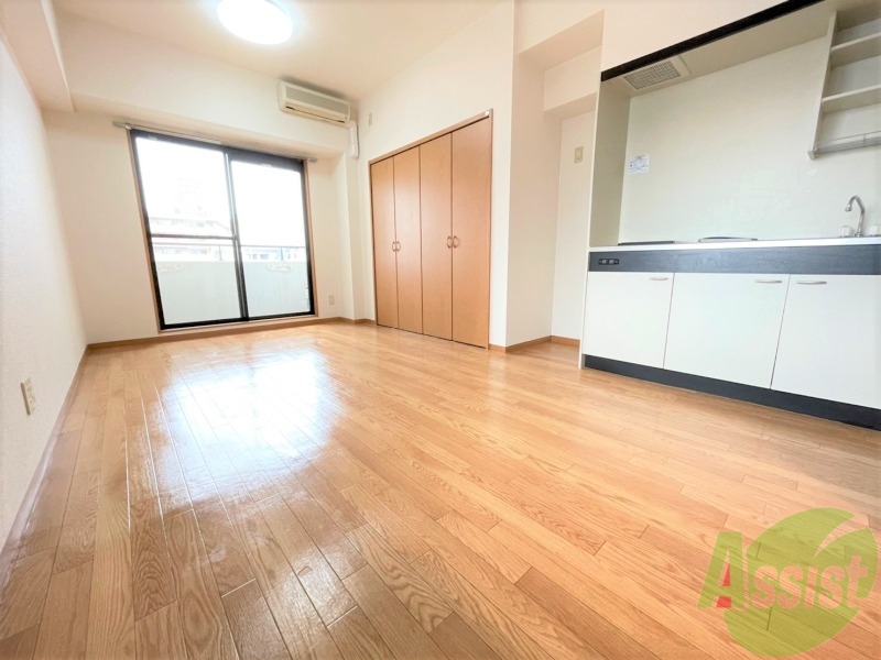 居室・リビング　９．２帖と広々としたフローリングのお部屋です。