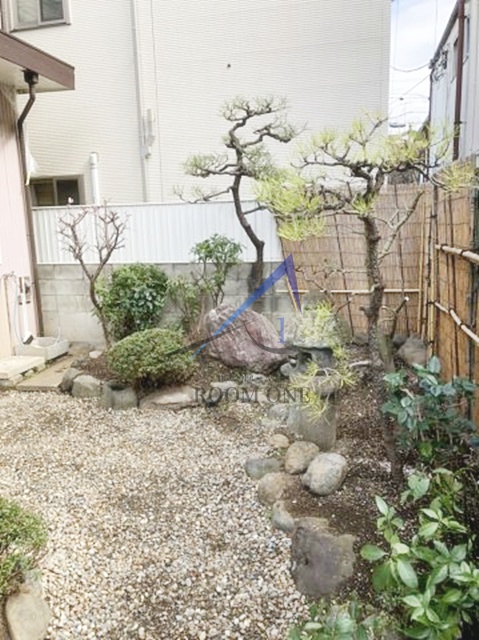 その他共有部分　お庭です。