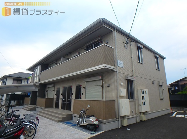 建物外観　爽やかな風を呼ぶ大手ハウスメーカーの物件です。