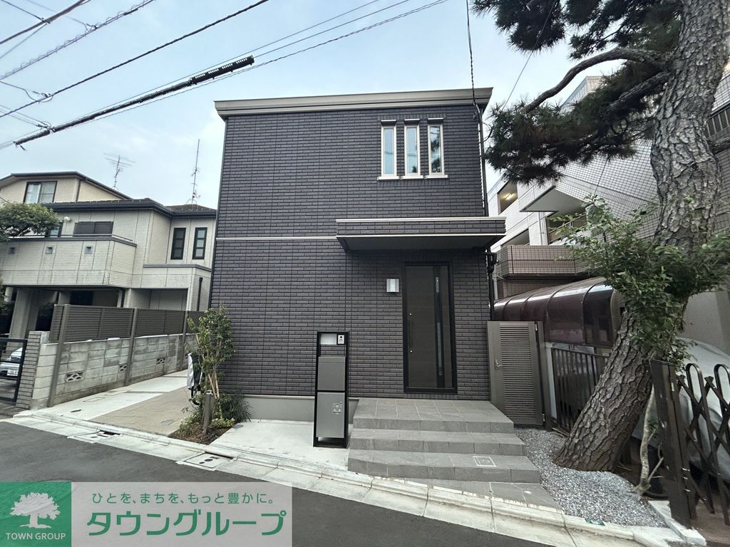 建物外観　エントランス