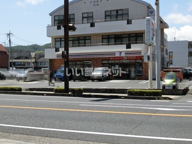 コンビニ　セブンイレブン 日立助川町1丁目店（コンビニ）まで613m