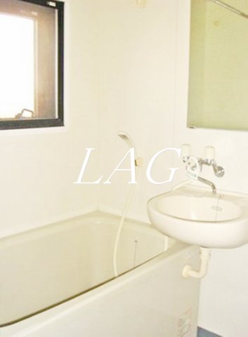 バス・シャワールーム　お風呂です。