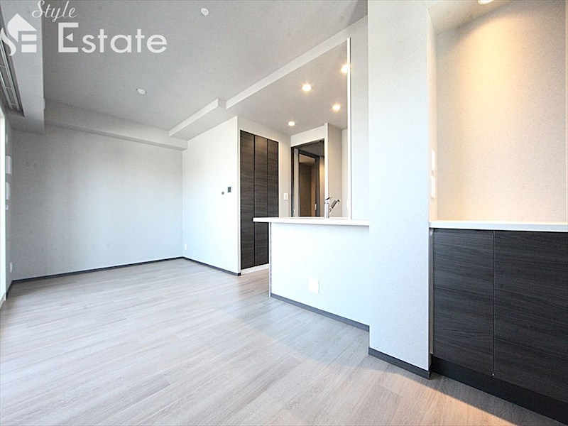 居室・リビング　内装