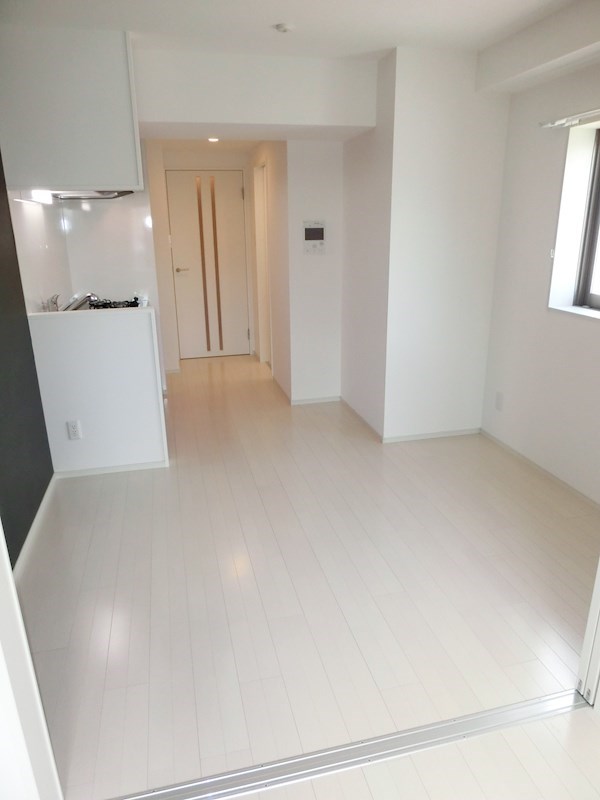 居室・リビング　※同物件内、別部屋の写真です。内装が変わりますのでお問い合わ