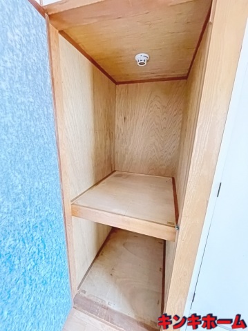 収納　写真は別のお部屋のものでございます