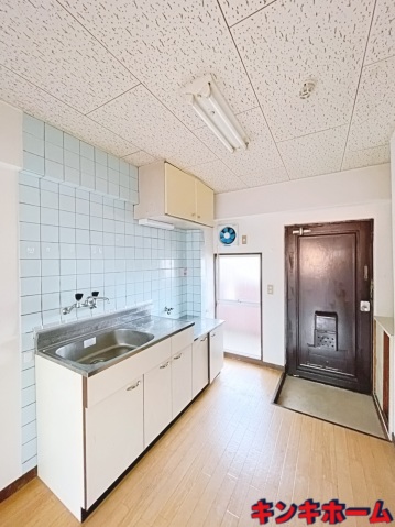 その他　写真は別のお部屋のものでございます