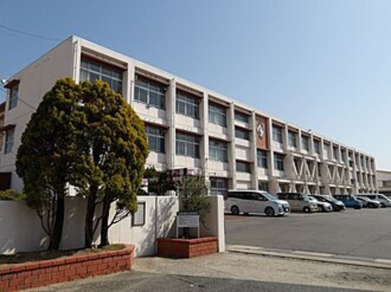 小学校　倉敷市立茶屋町小学校（小学校）まで892m