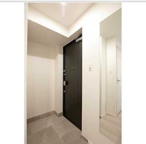 玄関　※写真は同タイプ住戸です。