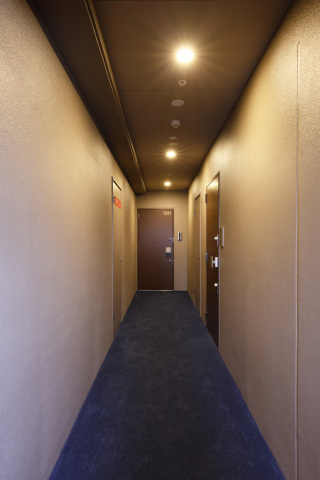 エントランス　写真は参考写真です。現況を優先してください。