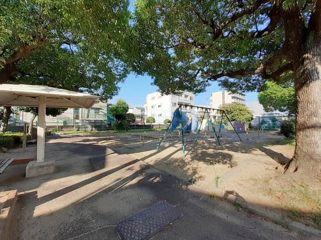 公園　尾浜町２丁目子ども広場（公園）まで140m