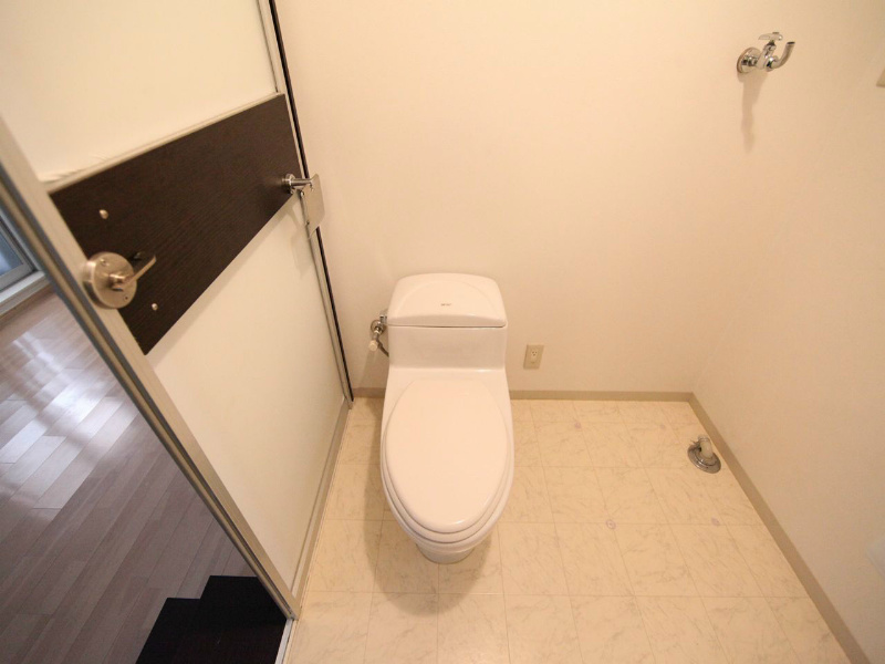 トイレ　トイレ（お風呂トイレ別）