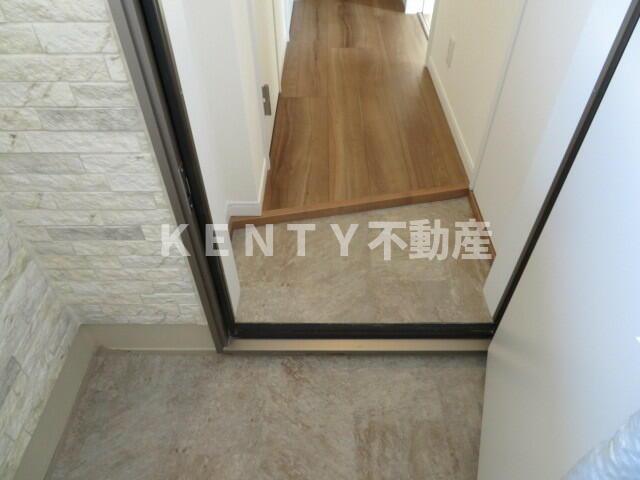 玄関　シンプルで使いやすい玄関です