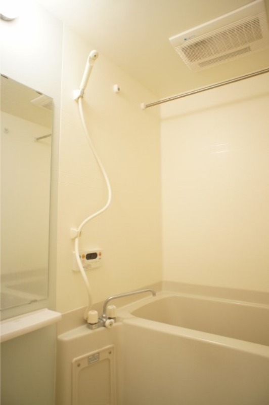 バス・シャワールーム　図面と現状に相違がある場合には現状を優先