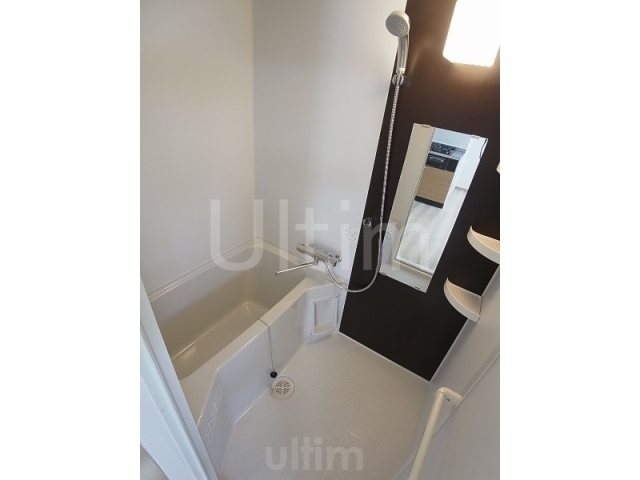 バス・シャワールーム　※別のお部屋の写真です