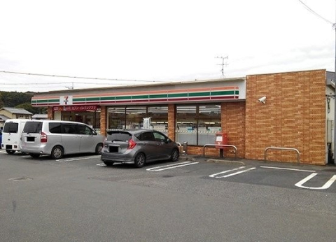 コンビニ　セブンイレブン 福山高西町店（コンビニ）まで592m
