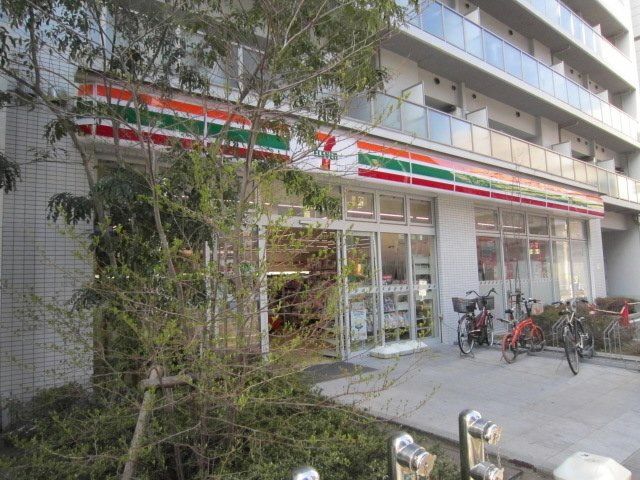 コンビニ　セブンイレブン（コンビニ）まで20m