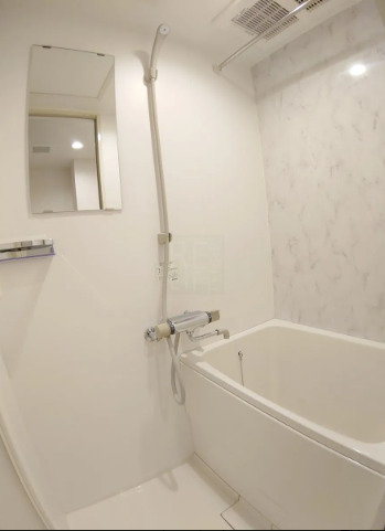 バス・シャワールーム　※別部屋の参考写真です。