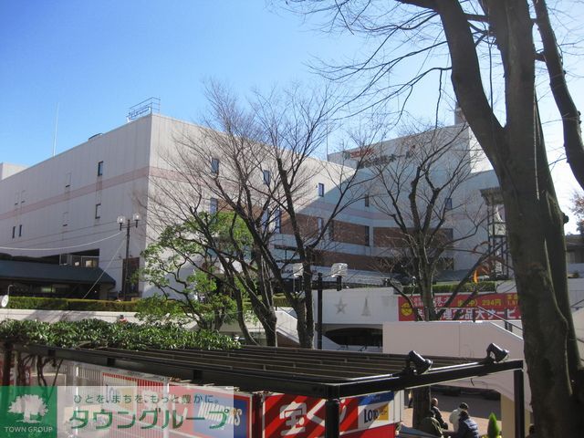 ショッピングセンター　VARIE（ショッピングセンター）まで870m