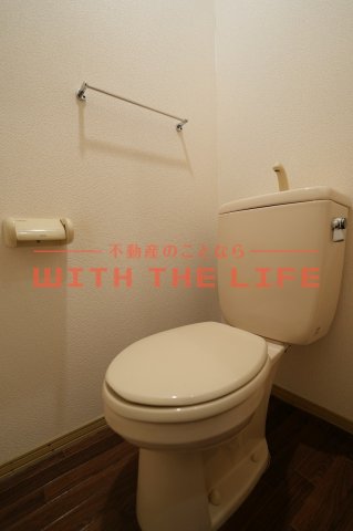 トイレ　清潔感のあるトイレです