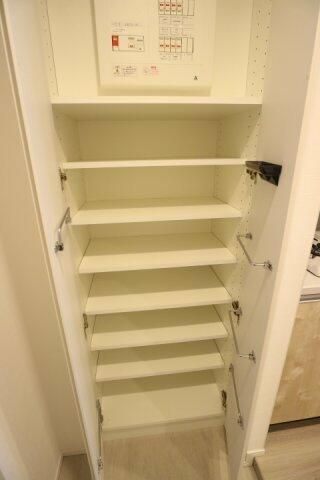 玄関　別タイプ部屋　参考写真です