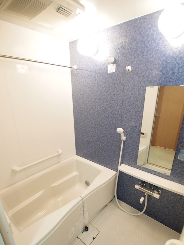バス・シャワールーム　水廻りが広くて、使いやすい。