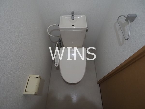 トイレ　別部屋参考写真です