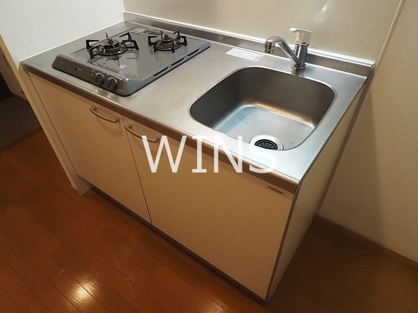 キッチン　別部屋参考写真です