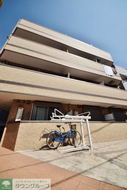 建物外観　綺麗な外観のオートロックマンション