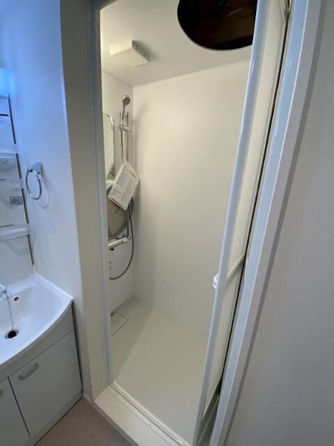 バス・シャワールーム　シャワールーム設置済☆