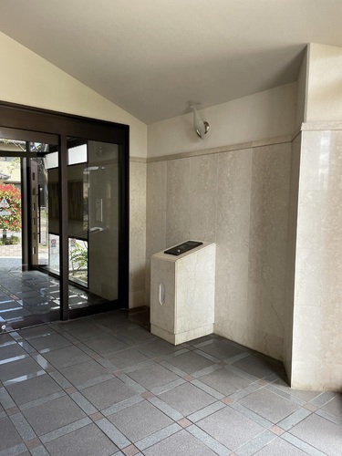 セキュリティ　安心のオートロック（2022年4月撮影）