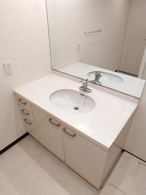 洗面設備　同仕様参考