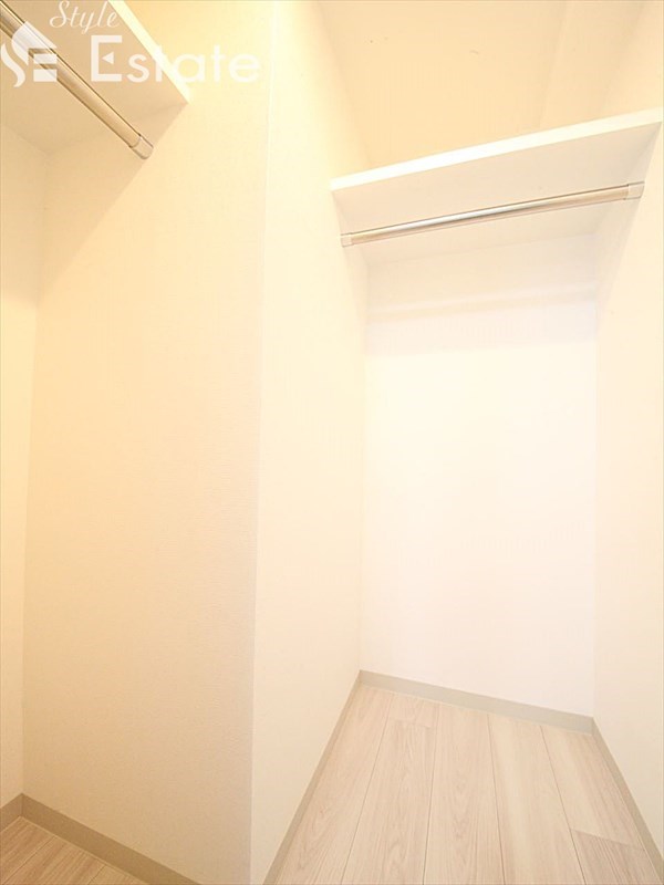 収納　ウォークインクローゼット