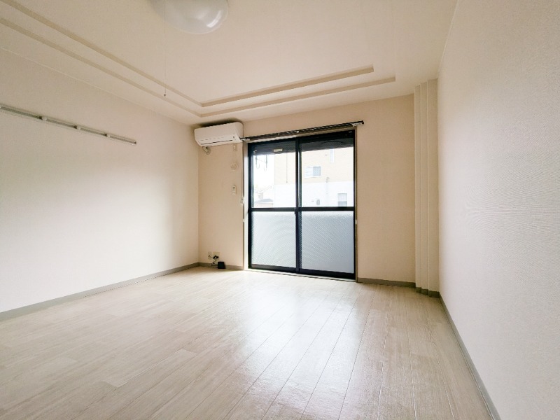 居室・リビング　図面と現状に相違がある場合には現状を優先