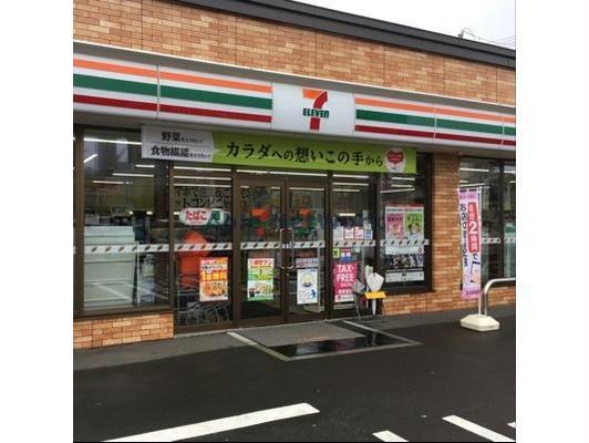 コンビニ　セブンイレブン札幌北8条東5丁目店（コンビニ）まで213m