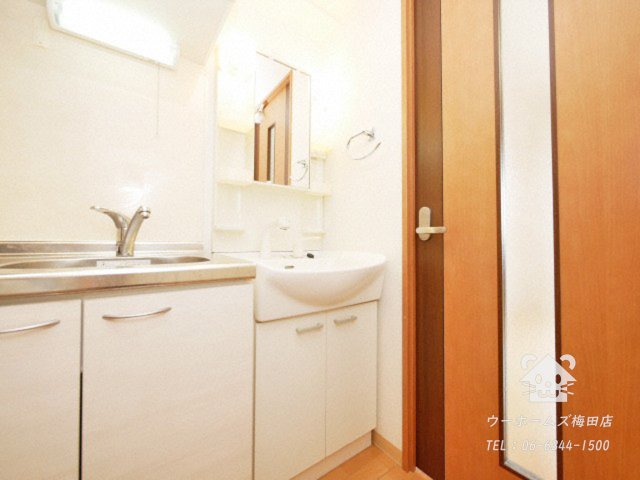 洗面設備　朝の身支度には欠かせない独立洗面化粧台