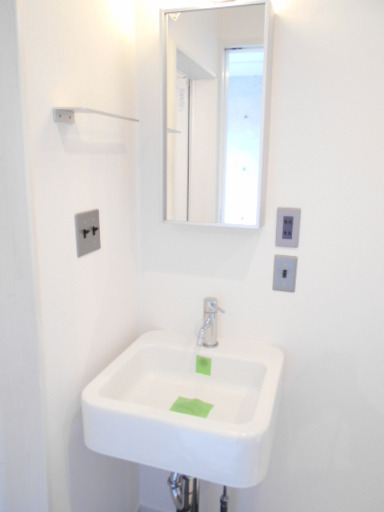 洗面設備　※同物件・同タイプの写真です。