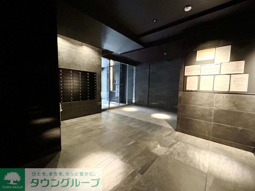 エントランス　エントランス